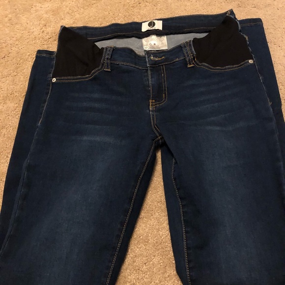 PREGGO LEGGINGS
Tribeca Skinny Maternity Jeans - Picture 3 of 9